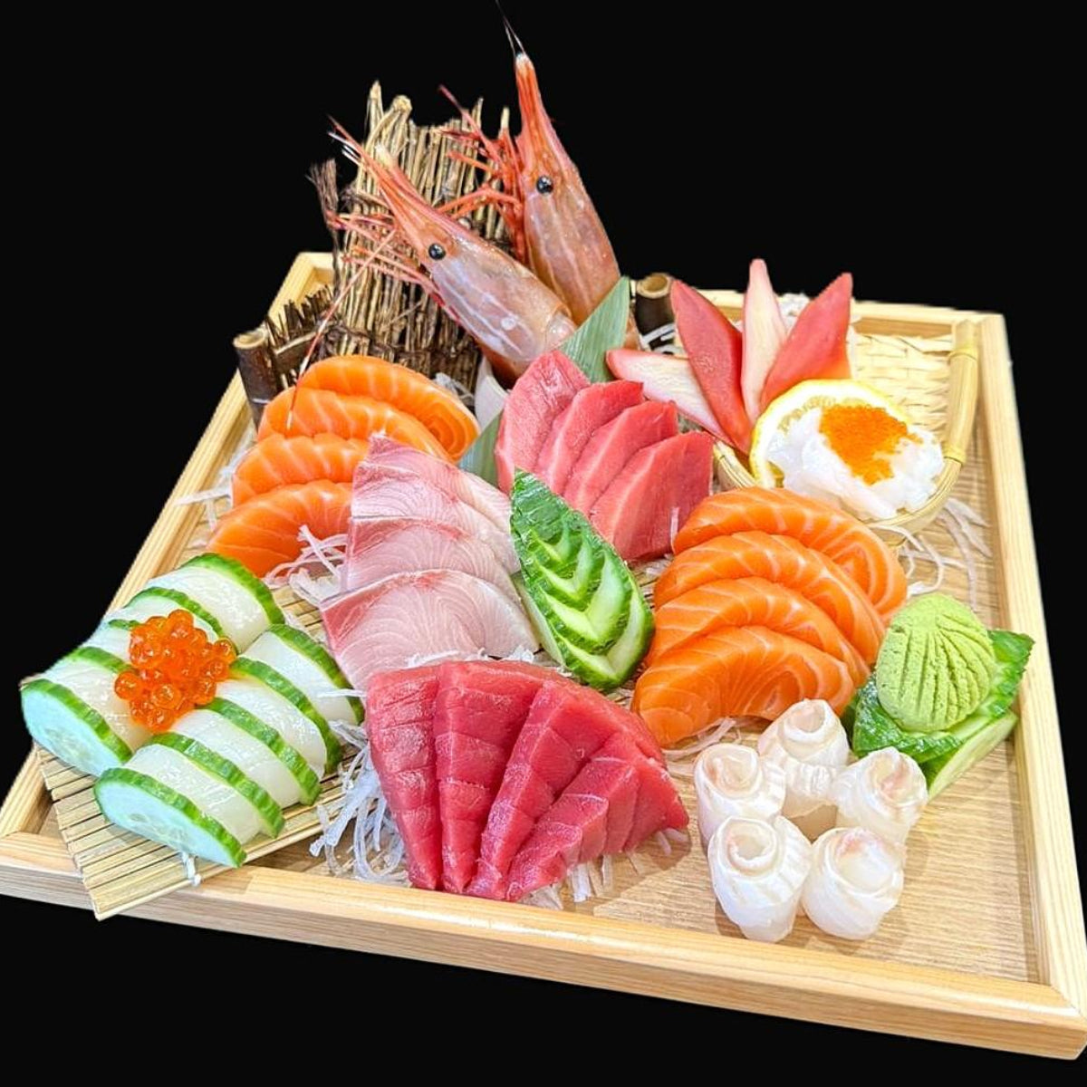 Deluxe Sashimi Platter (9 Kinds)