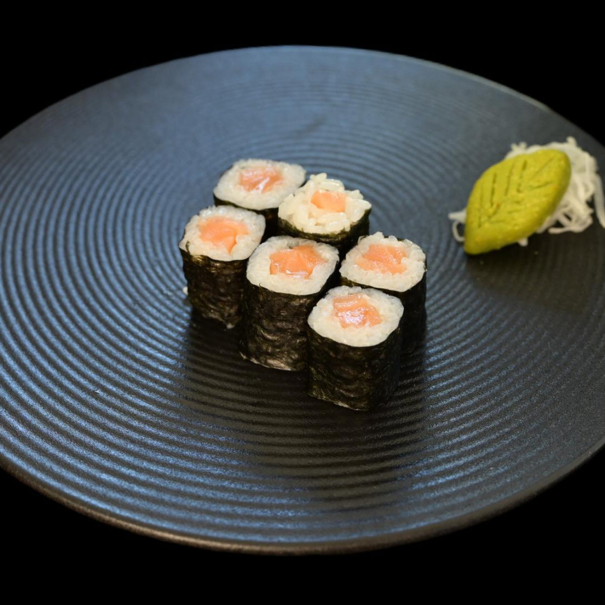 Hoso Maki - Salmon